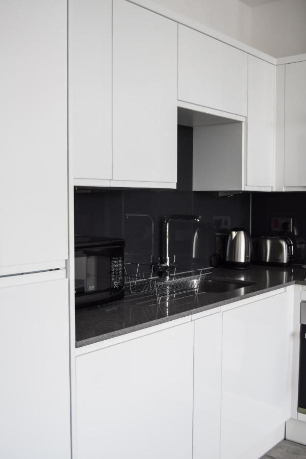 Morland Apartments - Hornchurch London Bagian luar foto