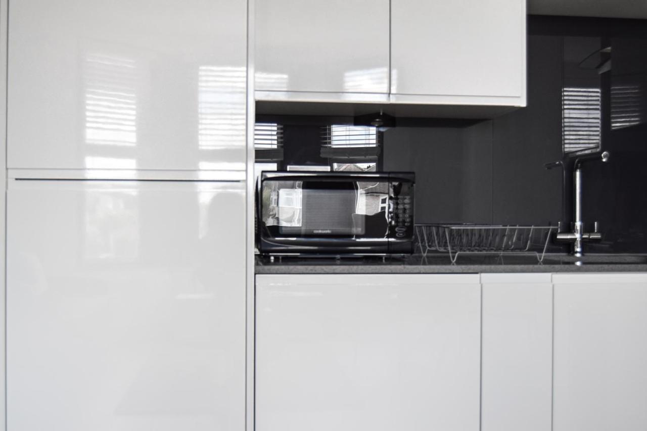 Morland Apartments - Hornchurch London Bagian luar foto